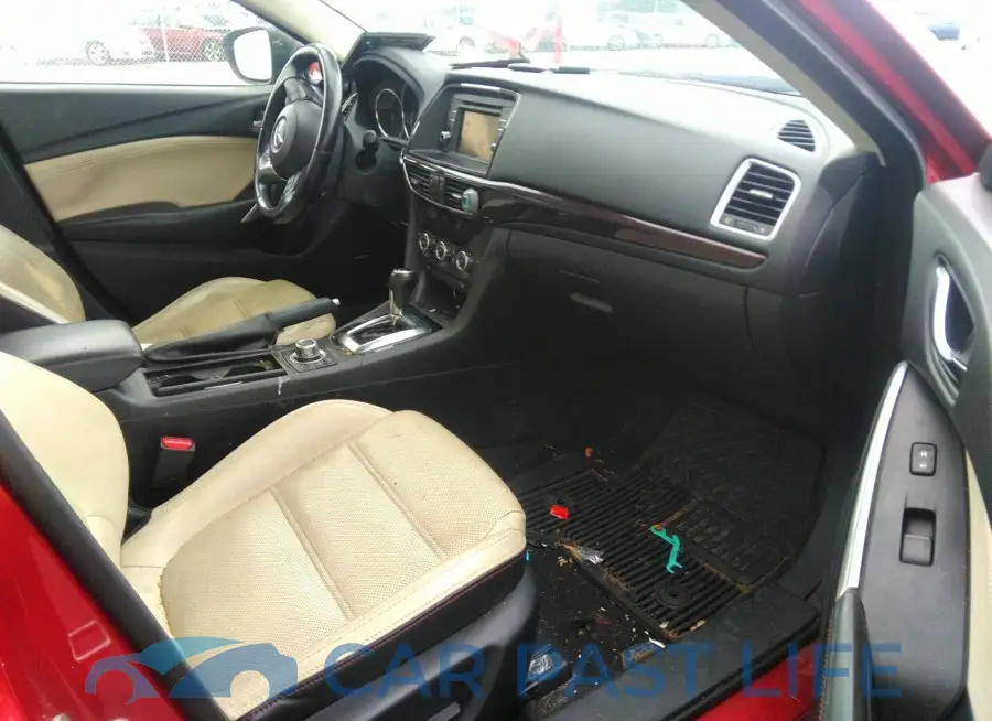 JM1GJ1W69E1151921# 5