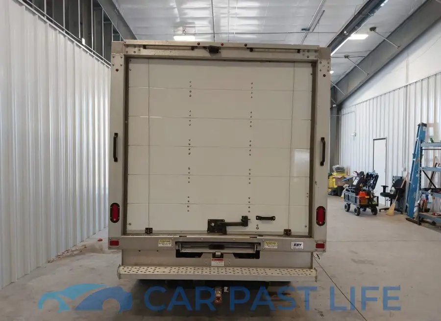 1FDBF8ZM1KKA86983# 16