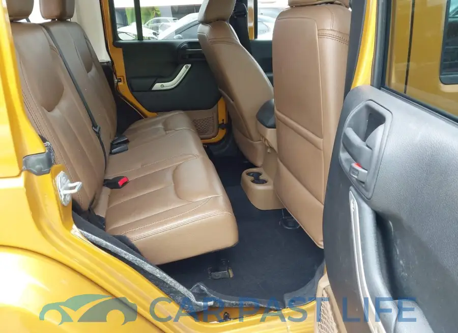 1C4BJWEG4EL247350# 8