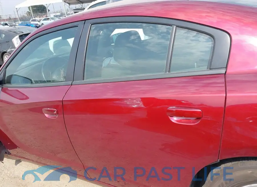 2C3CDXBG8LH117995# 14