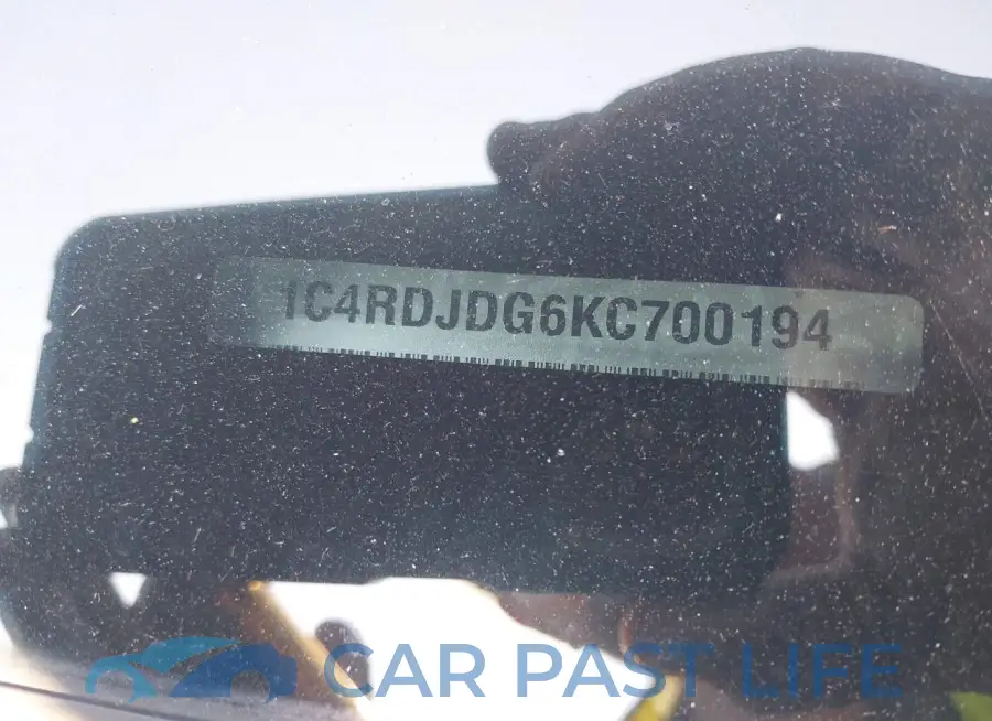 1C4RDJDG6KC700194# 17