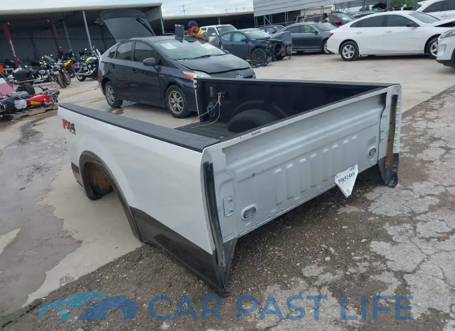 19 FORD TRUCK BED# 1