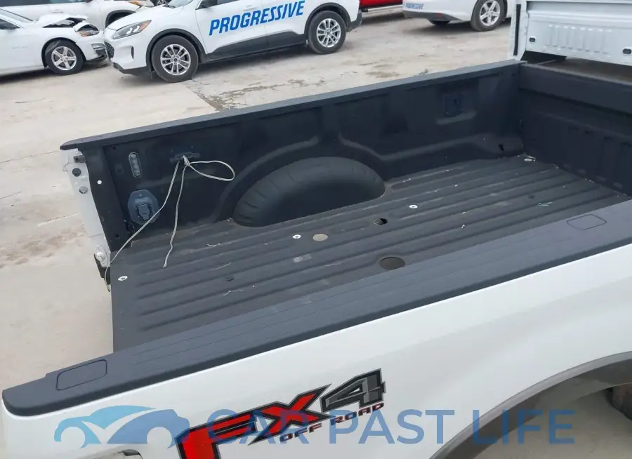 19 FORD TRUCK BED# 8