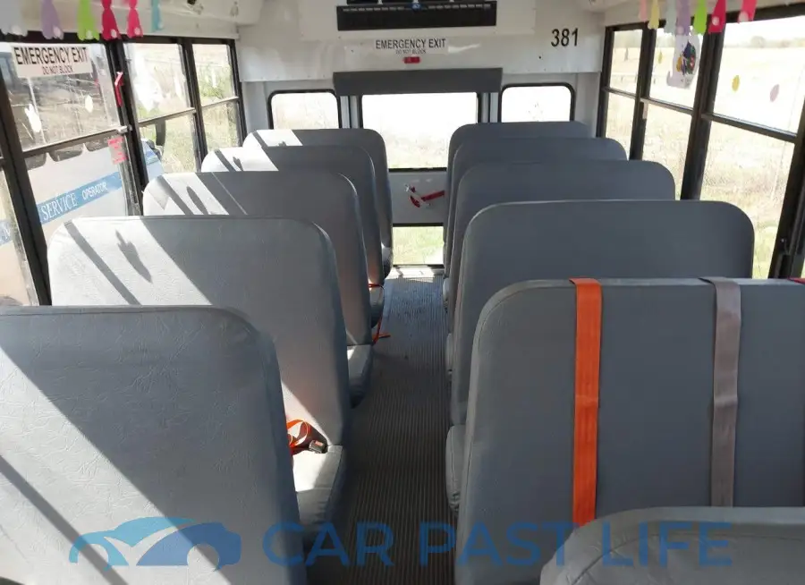 1FDFE4FS6GDC50269# 7