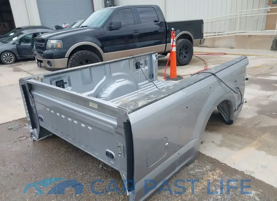 24 FORD TRUCK BED# 6