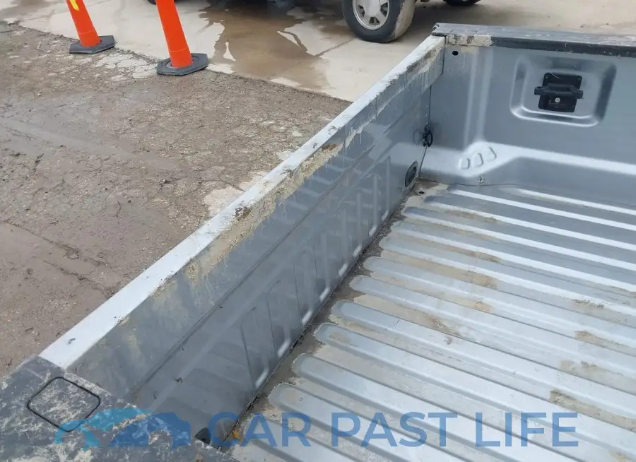 24 FORD TRUCK BED# 7