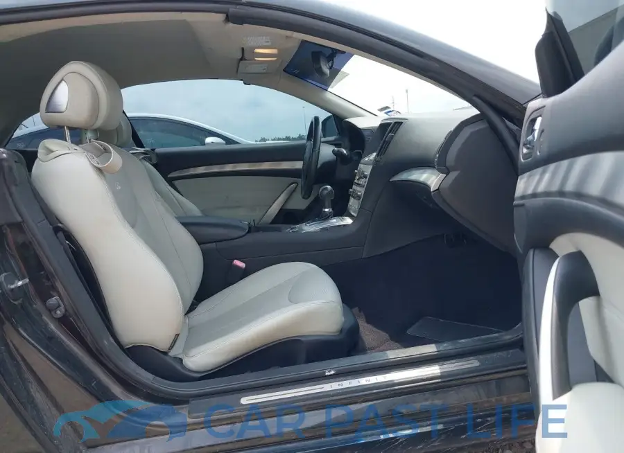JN1CV6FE2EM900874# 5