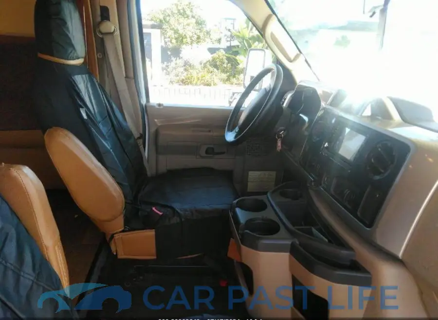1FDXE4FS5HDC13722# 5