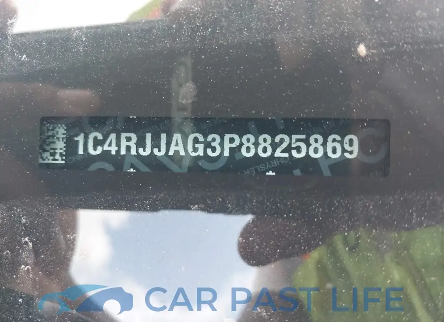 1C4RJJAG3P8825869# 9
