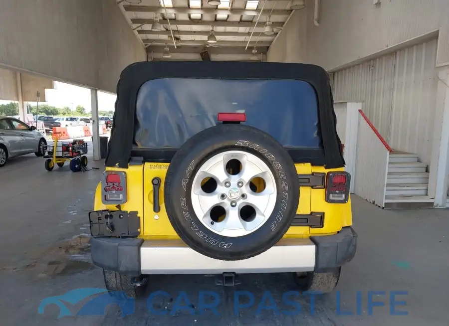 1C4BJWEG3FL678358# 16