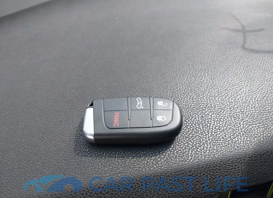 2C3CDXL95HH623114# 11