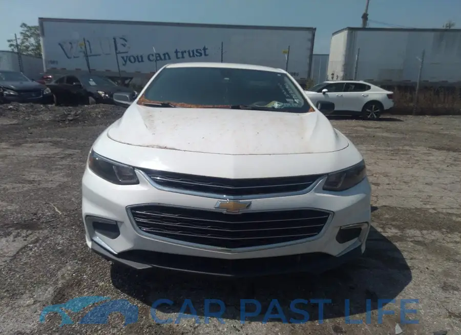 1G1ZB5ST2GF270076# 6
