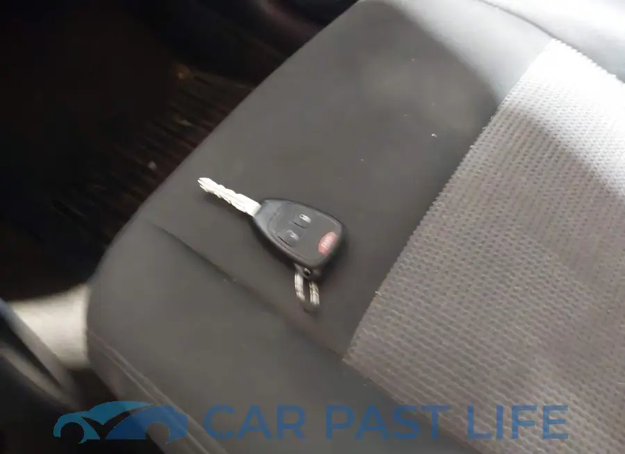 1C4NJDBB3ED518676# 11