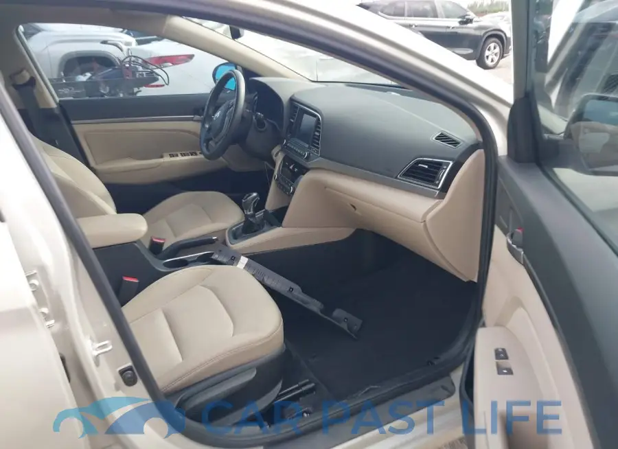 5NPD84LF9HH173158# 5