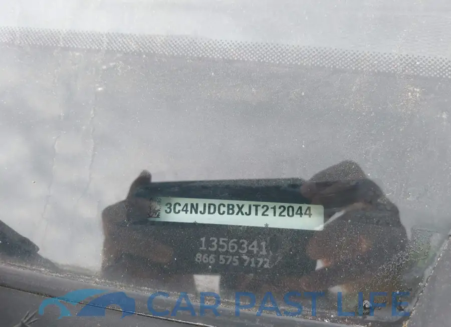 3C4NJDCBXJT212044# 18