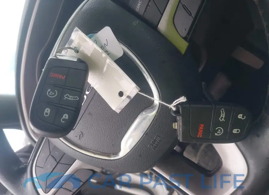 2C3CDXBGXKH709929# 11