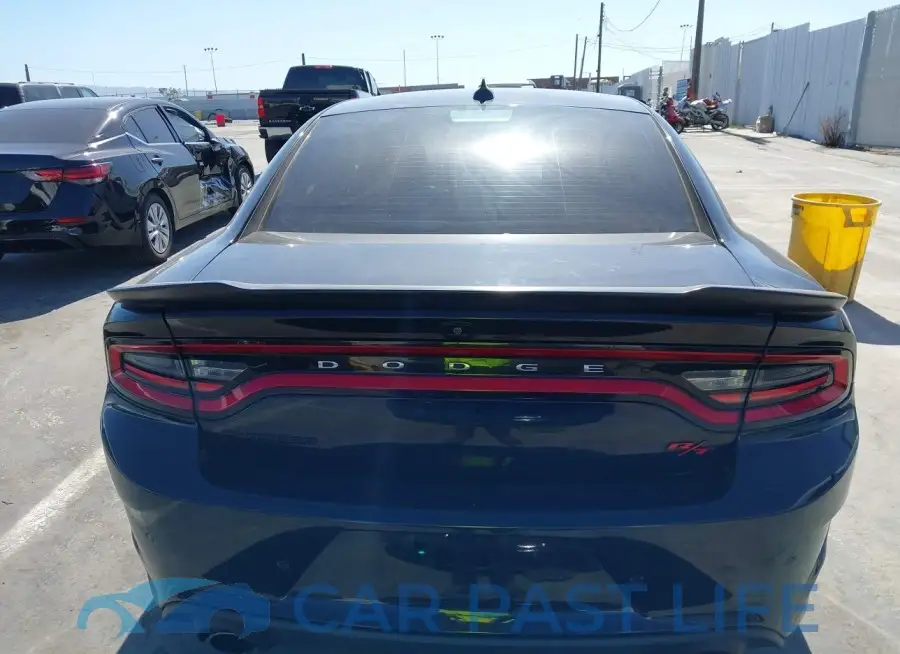 2C3CDXGJ7HH643529# 16