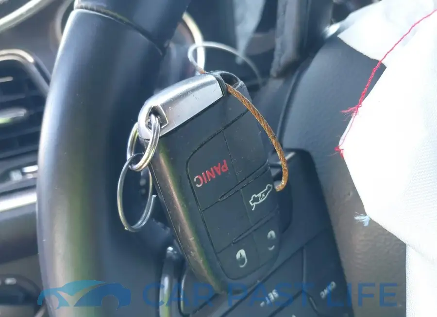 2C3CDZAG6JH162041# 11