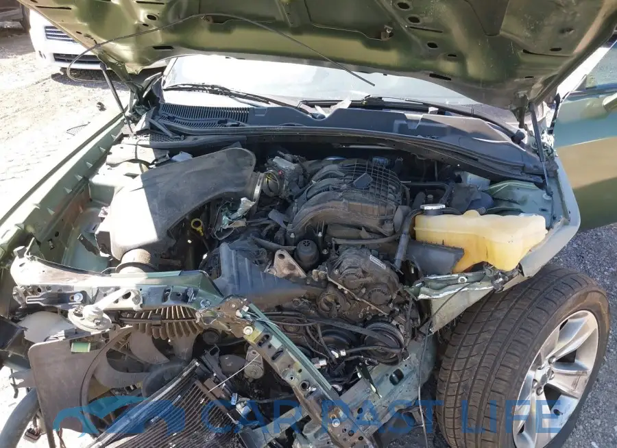2C3CDZAG6JH162041# 10