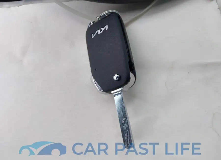 3KPF24AD0RE771995# 11