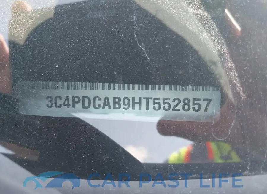 3C4PDCAB9HT552857# 9