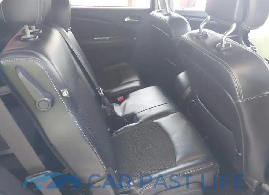 3C4PDCGB6LT267341# 8