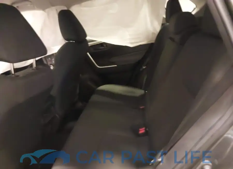 2T3G1RFV8LC140589# 8
