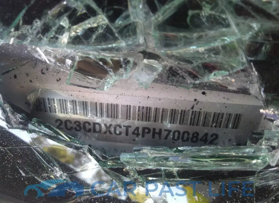 2C3CDXCT4PH700842# 9