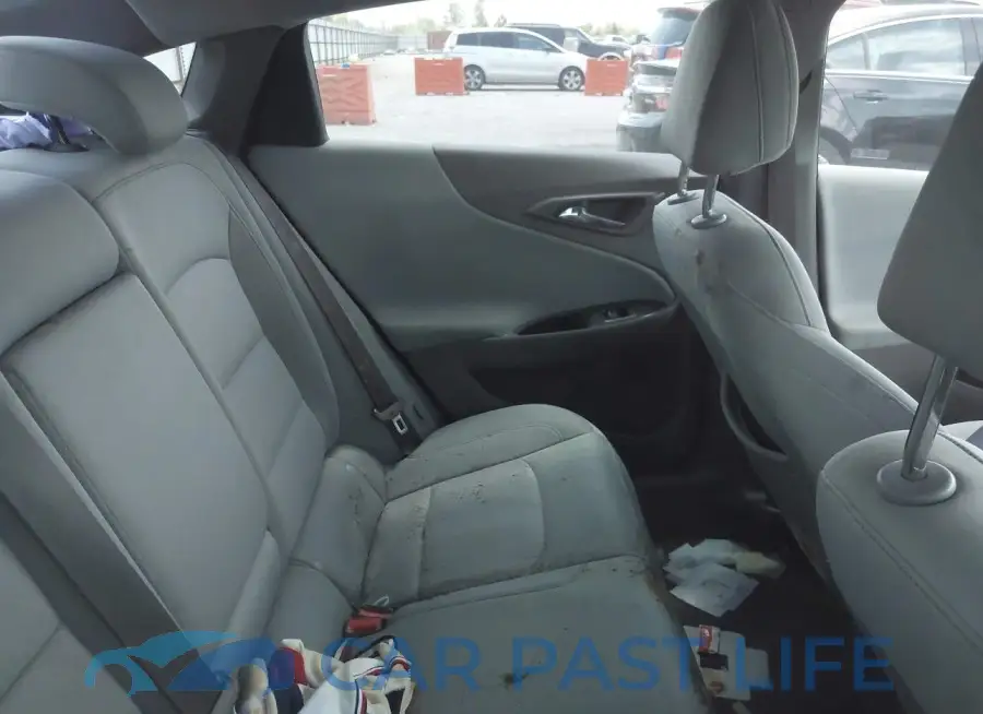 1G1ZD5ST2KF122464# 8