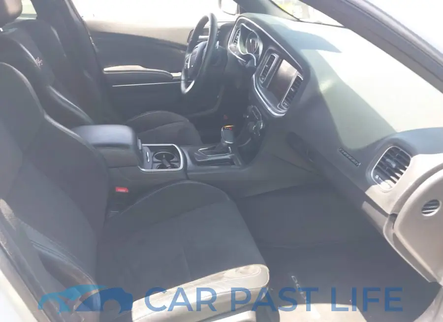 2C3CDXCT4GH169576# 5