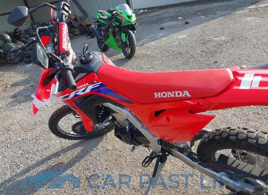 JH2PD1116PK400182# 13