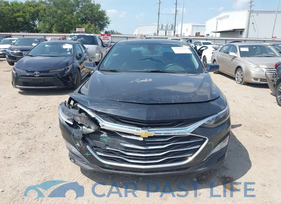 1G1ZD5ST5NF166558# 11