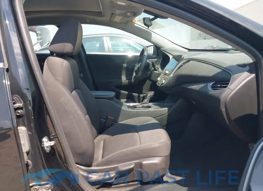 1G1ZD5ST5NF166558# 5