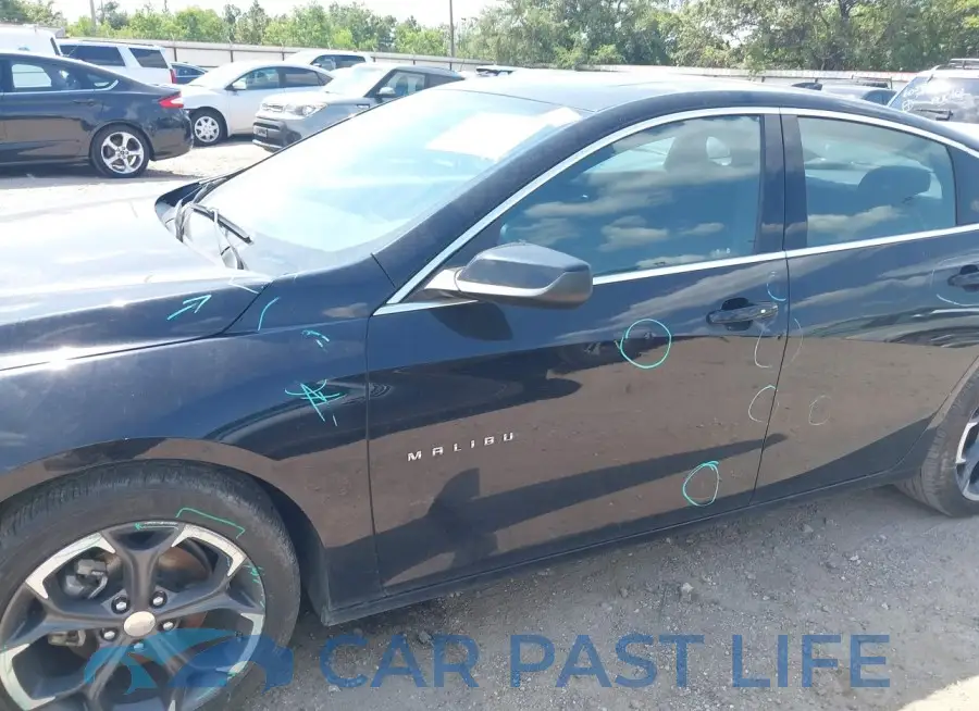 1G1ZD5ST5NF166558# 6