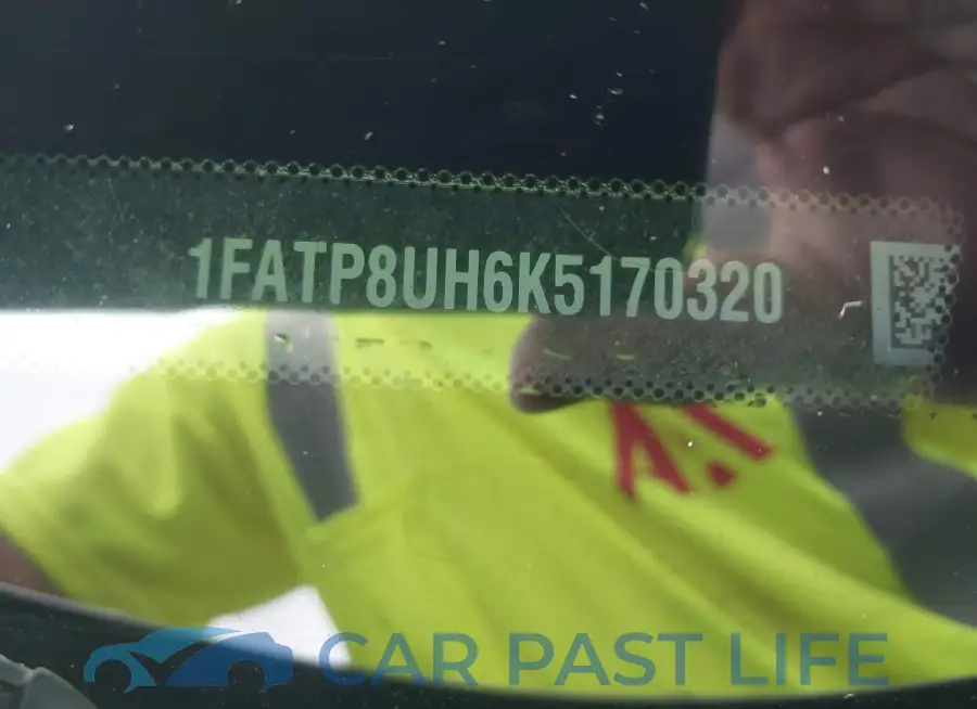 1FATP8UH6K5170320# 9