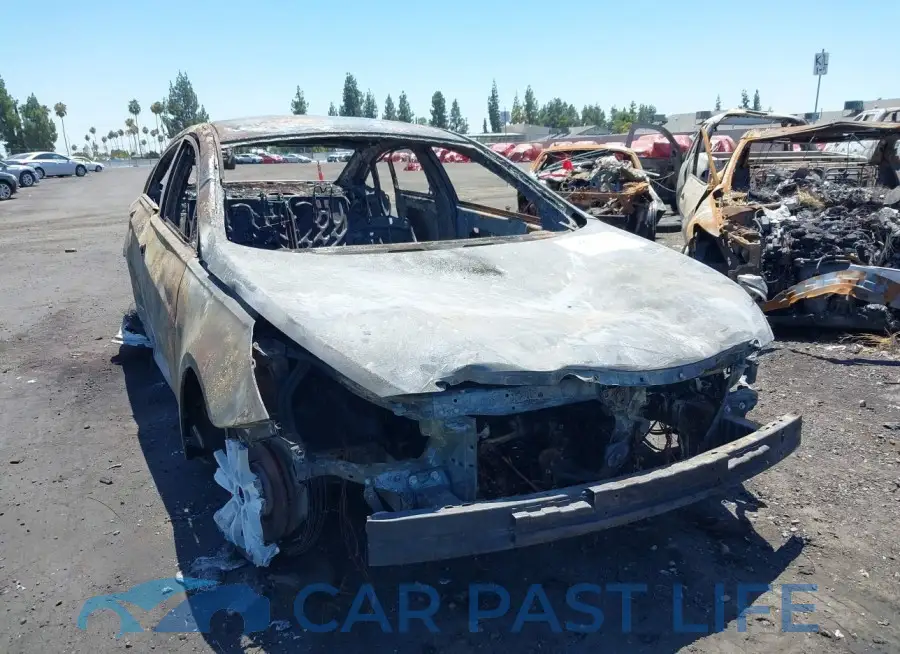 5NPEB4AC1EH946845# 6