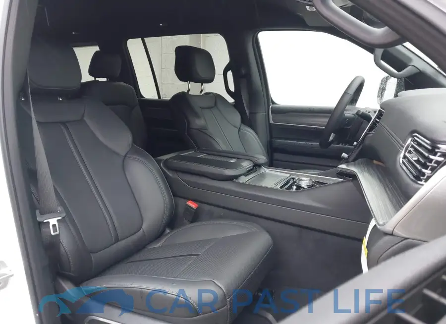1C4SJVBP2RS117075# 5