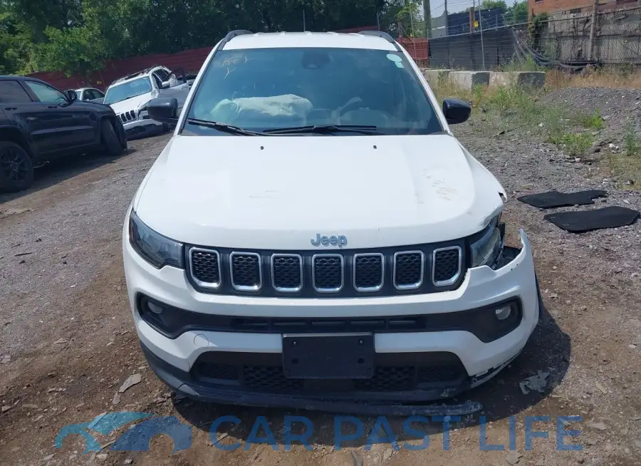 3C4NJDBN6PT562131# 12