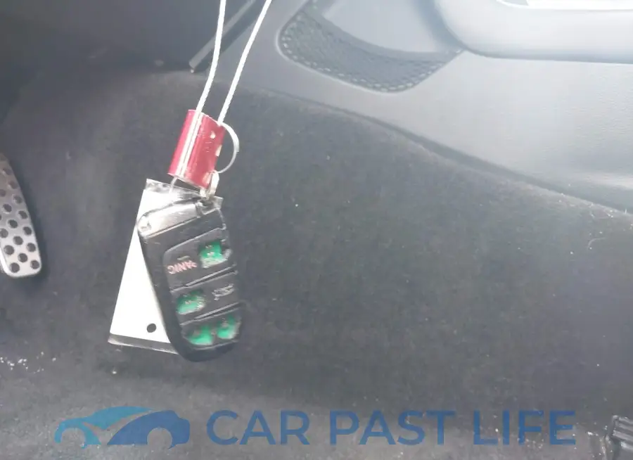 2C3CDZAT9FH744221# 11