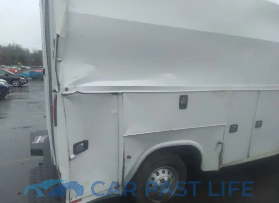 1FDBW7P86PKB21251# 13
