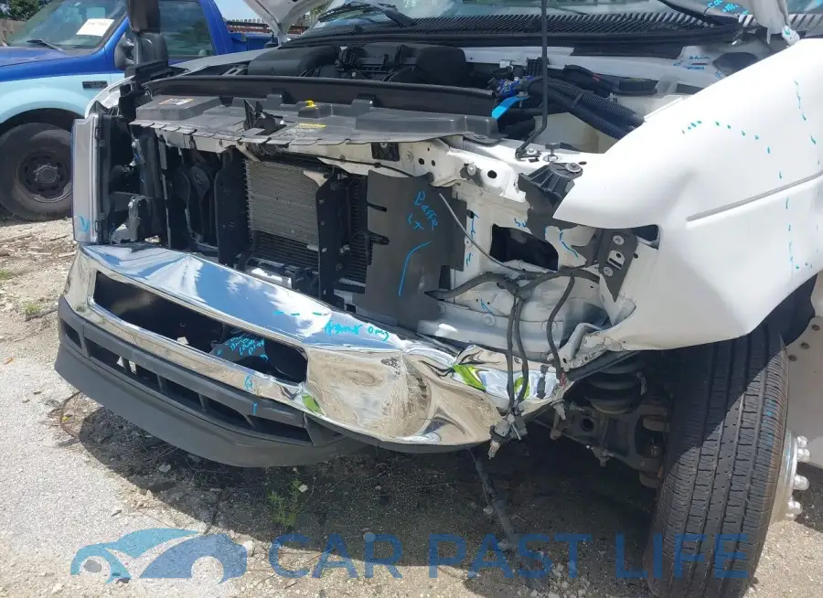 1FDFE4FN8MDC14427# 11