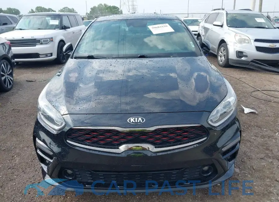 3KPF34AD8ME305642# 12