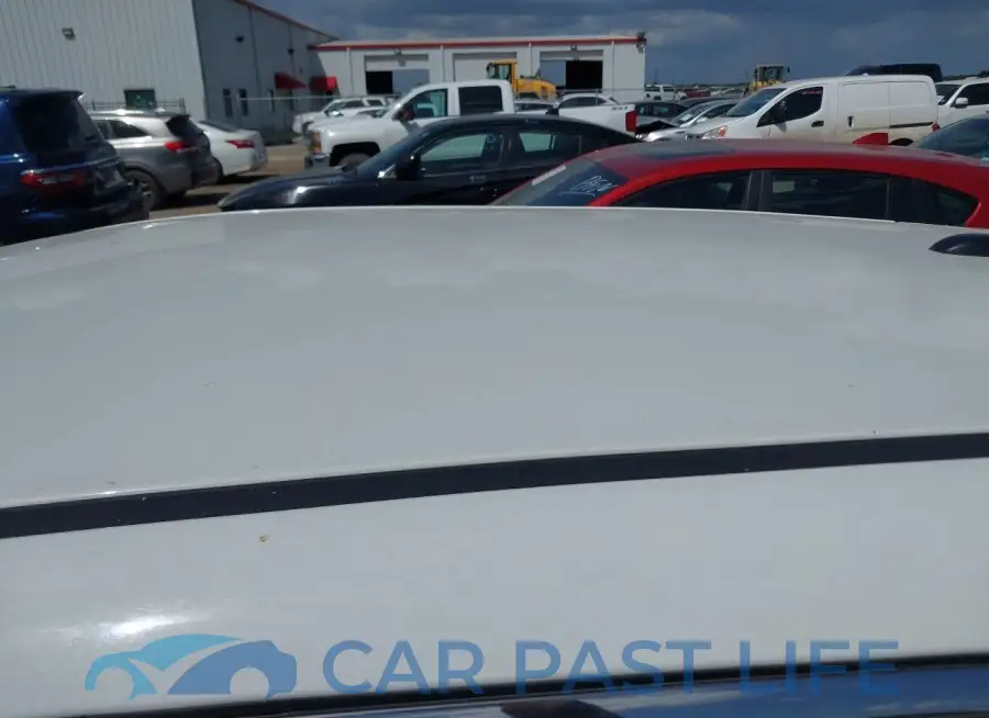 JN1BJ1AV5NW341634# 17