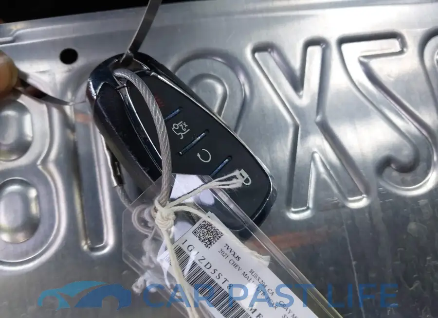 1G1ZD5ST8MF073788# 11