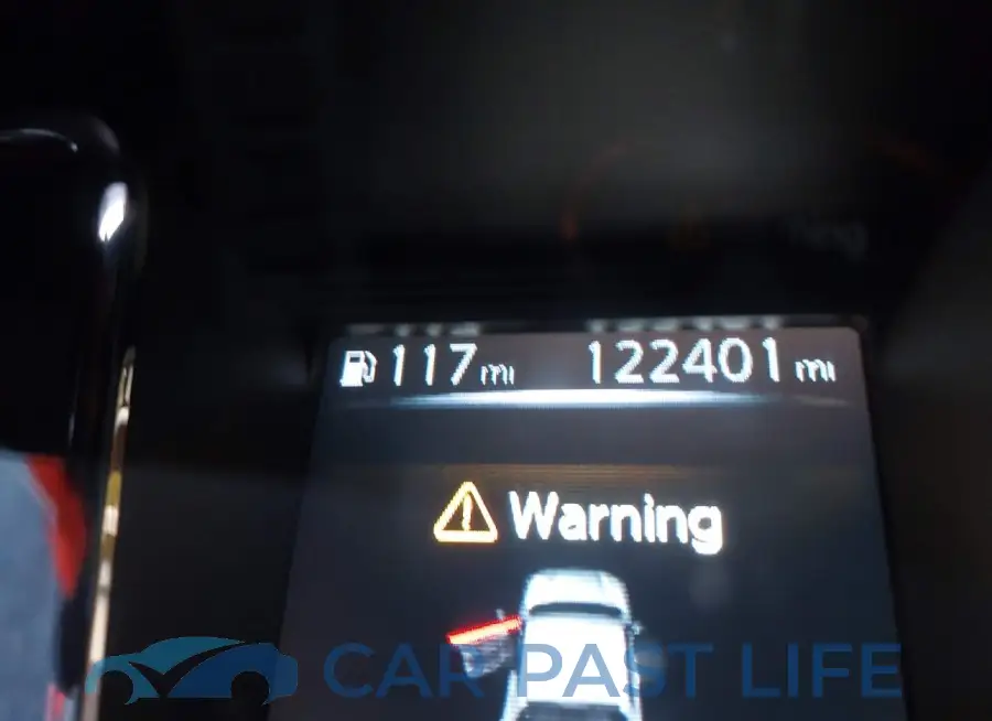 1N6AA1E56JN537422# 7