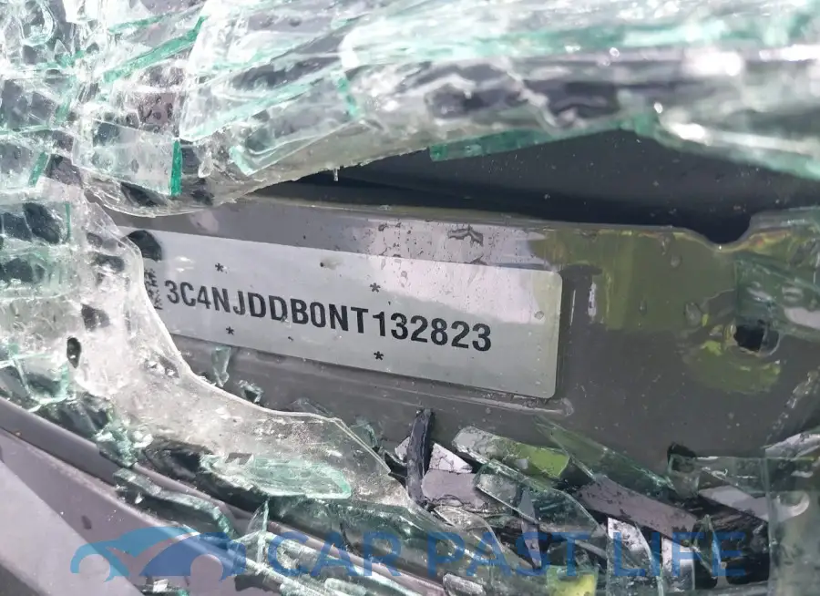 3C4NJDDB0NT132823# 9