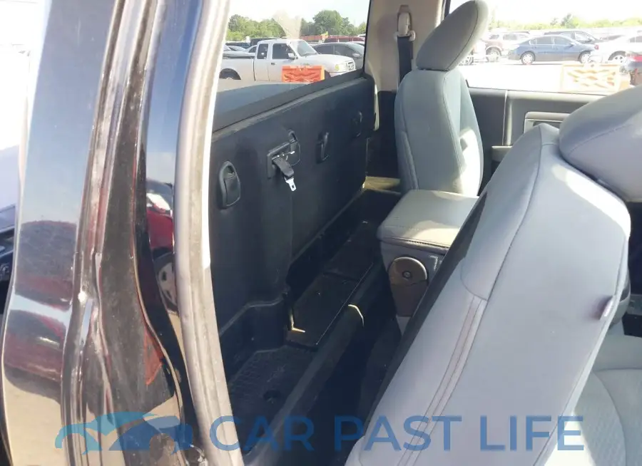 3C6JR7AT8EG215115# 8
