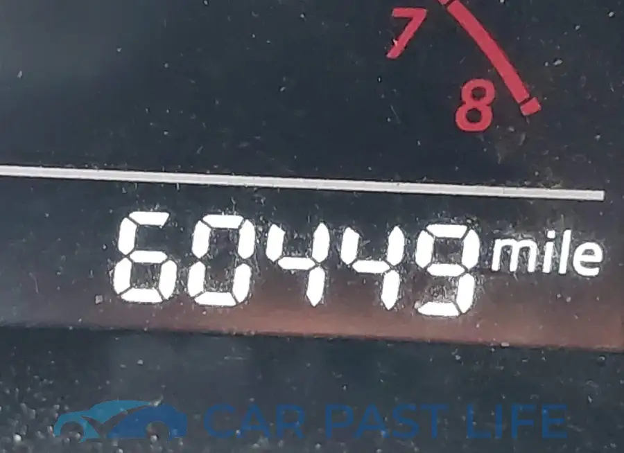 3MYDLBYV7HY156107# 16