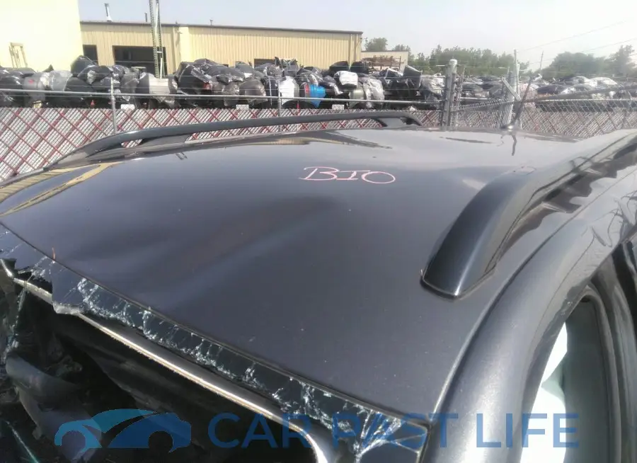 1C4PJMCSXFW750687# 13