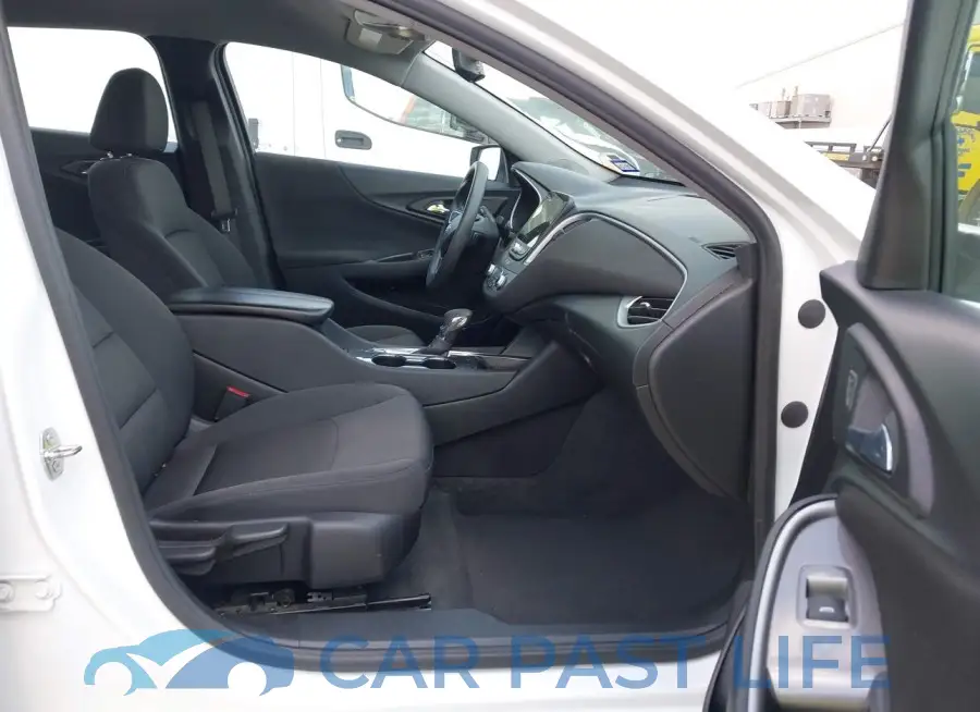 1G1ZD5ST1NF179064# 5